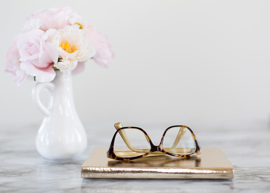 reading, glasses, table, lenses, fashion, accessory, close up, eyeglasses, object, vase