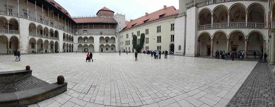 Cracóvia, Polônia, Wawel, Castelo, pátio do castelo, monumento, arquitetura, exterior do edifício, estrutura construída, dia