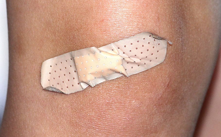 human, knee, disposable, band aid, patch, wound, pain, healing, improvement, wundpflaster