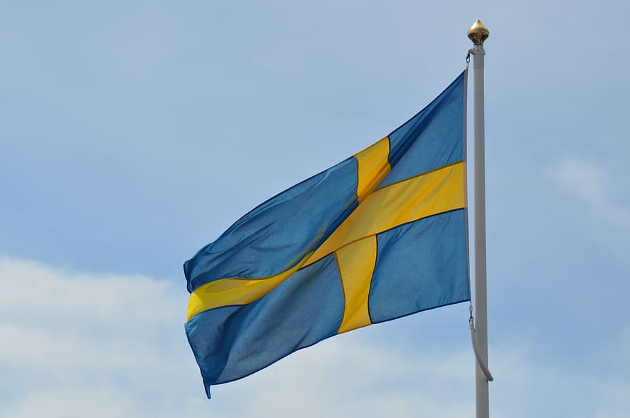 flag of sweden, flag, sweden, swedish flag, malmo, swedish, scandinavian, travel, symbol, sky