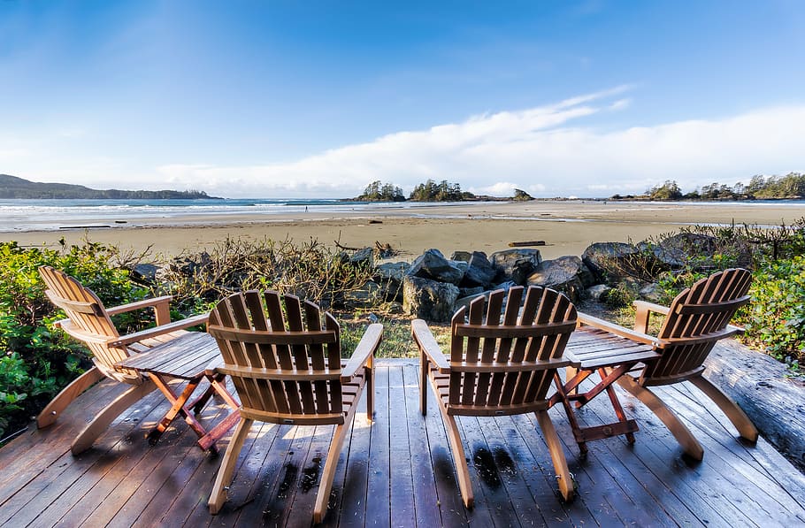 写真, 4, 茶色, 木製, アディロンダックの椅子, 湾, 昼間, そして美しい, 青, ブリティッシュコロンビア