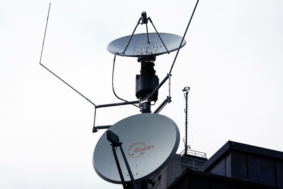two, gray, parabolic antenna, wall, building, satellite dishes, reception, satellite broadcasting, satellite tv, radio
