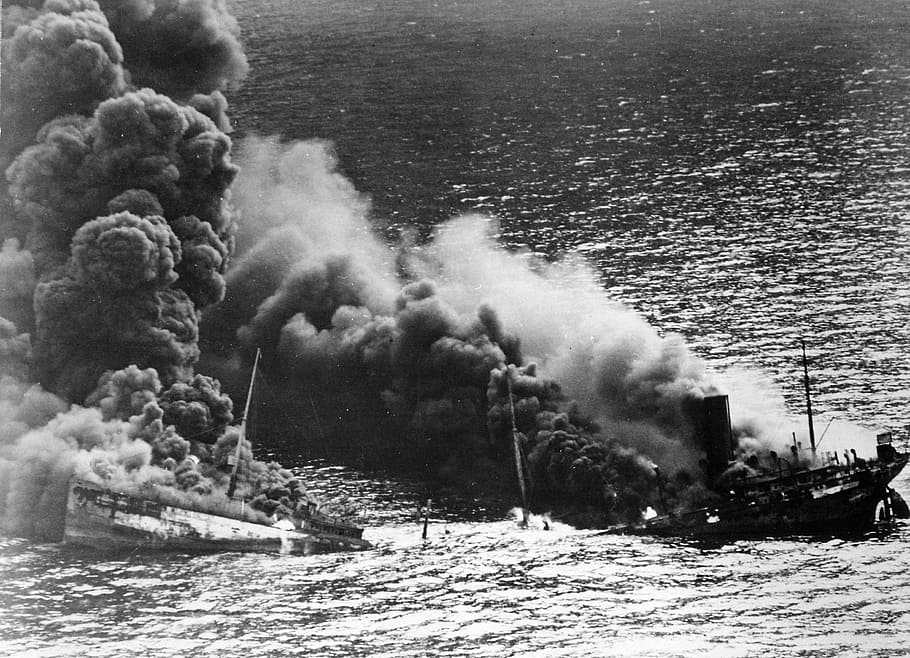 tanker dixie arrow, taking, Allied, Tanker, Torpedo, World War II, battle of the atlantic, dixie arrow, photos, public domain