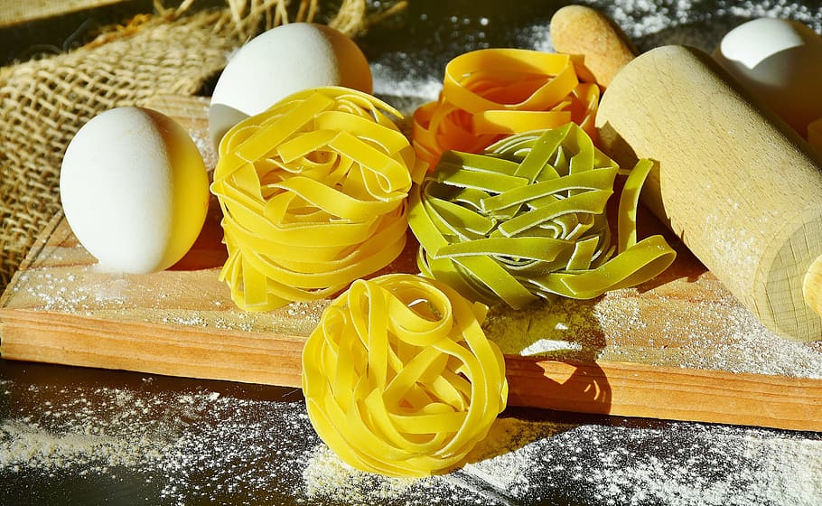 flat, pasta, board, pinm, noodles, tagliatelle, raw, colorful, food, carbohydrates