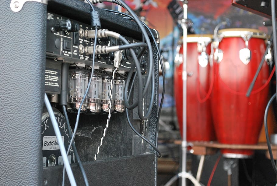 conga, bongos, amplifier, musical instrument, stage, concert, speakers, technology, connection, cable