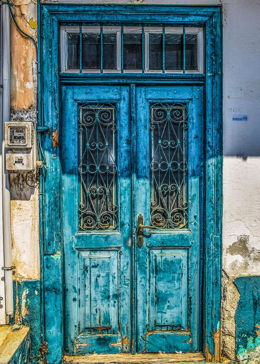 파란 나무로되는 문, 문, 늙은, 활기없는, 풍화 된, 부식, 입구, 집, 버려진, 녹슨
