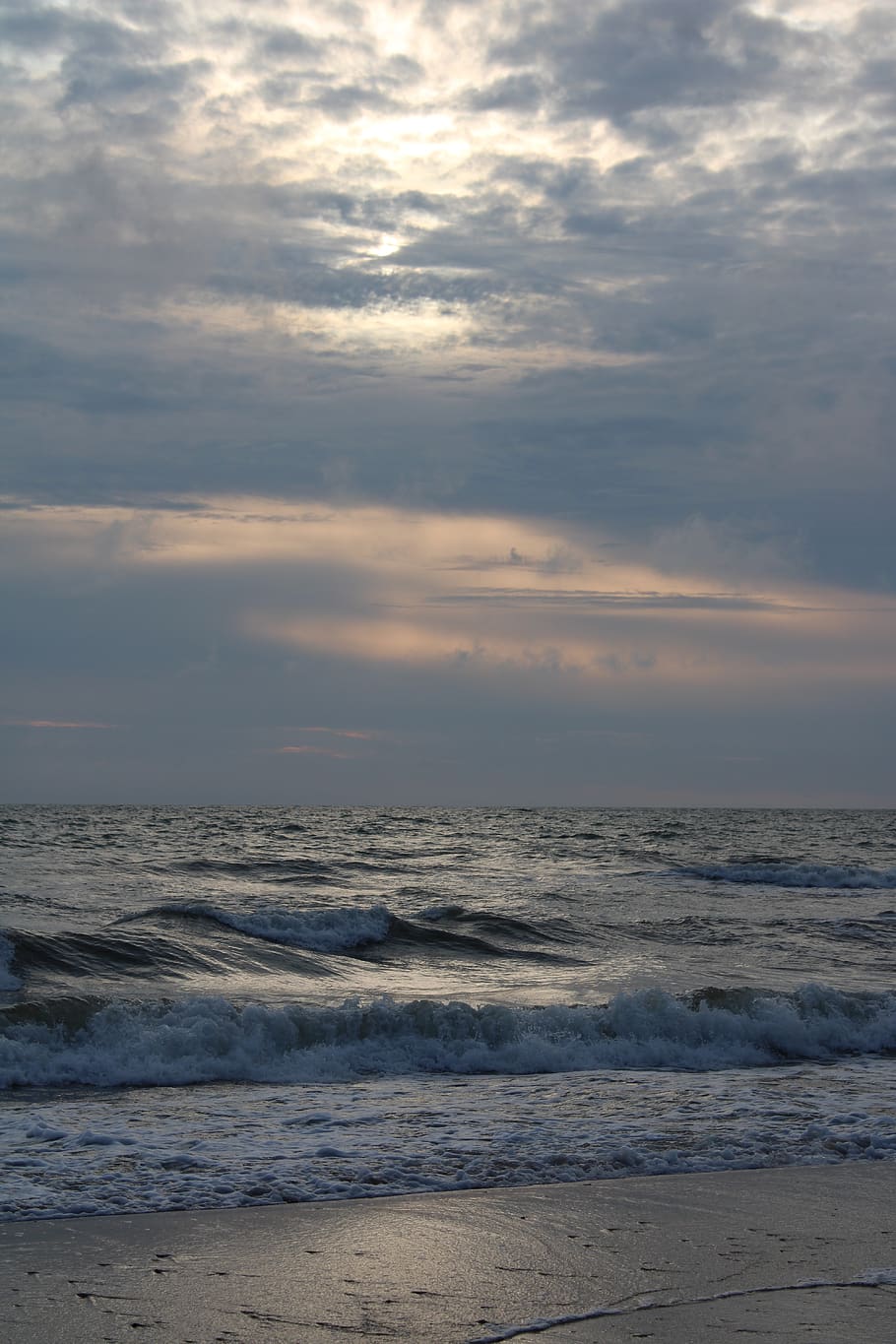 sea, sunset, latvia, beach, water, dusk, clouds, evening, reflection, abendstimmung