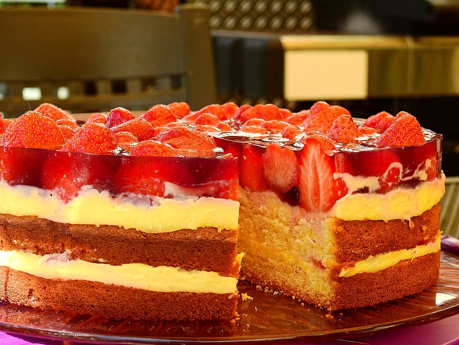 Strawberry Cake, Strawberry Pie, cake, delicious, dessert, sweet, calories, sweet dish, strawberries, food