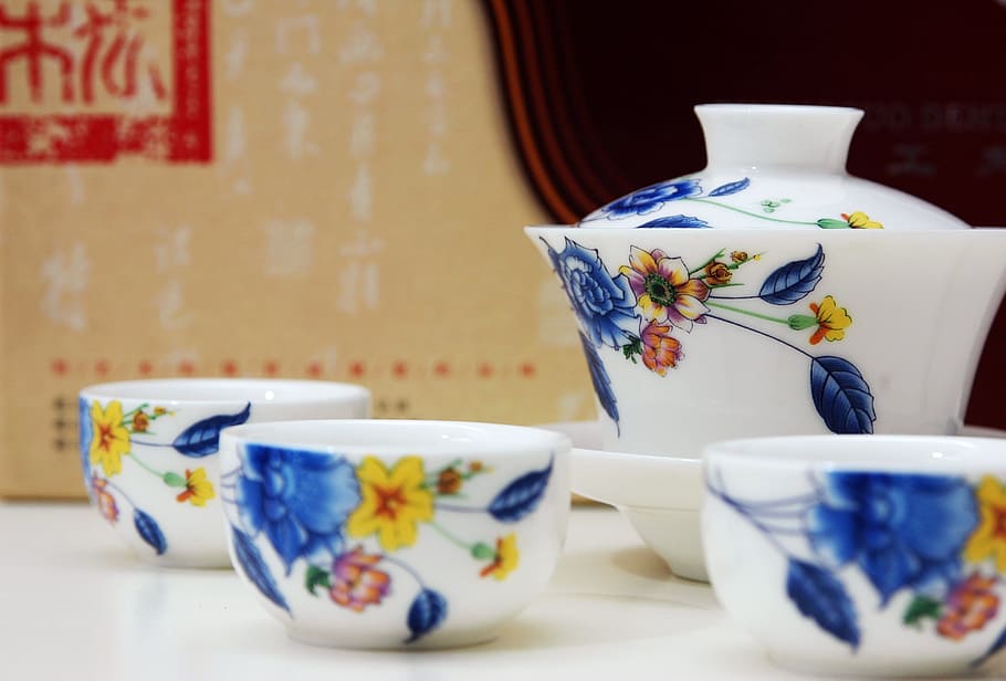 Nanjing, Tea Set, practise using, indoors, domestic room, day, close-up, ceramics, cup, porcelain