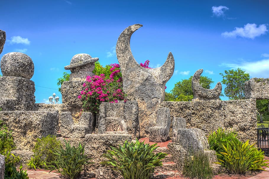 concrete, statues, green, plants, coral castle, homestead, south florida, attraction, blocks, landmark