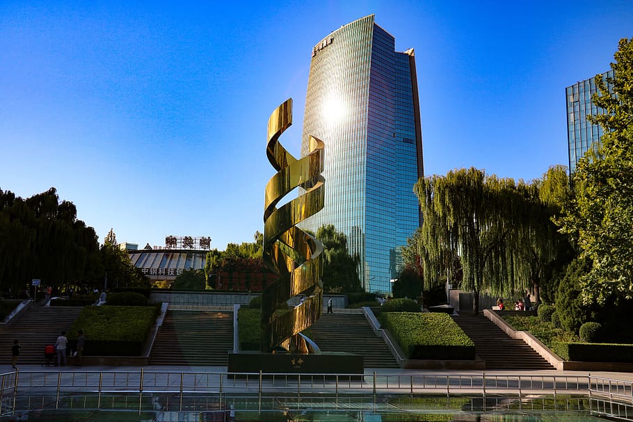 Zhongguancun, vida, escultura moderna, edificio, sol, cielo azul, oro, beijing, ciencia y tecnología, desarrollo de