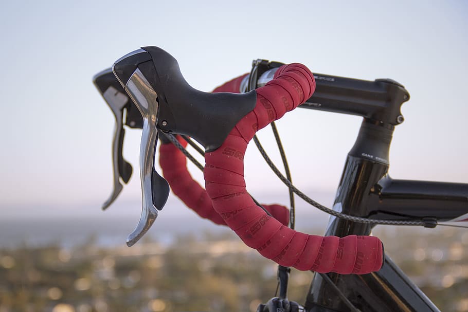 black, red, road bike close-up photo, racing bike, bike, handlebar, bicycle, race, sport, cycling