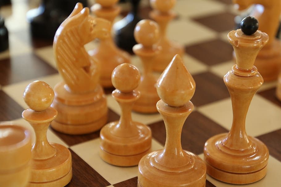 brown chess piece, chess, match, win, lose, duel, war, king, queen, board game