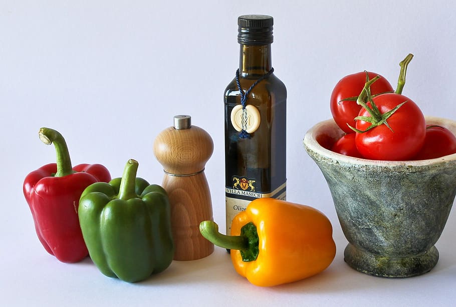 three, capsicums, tomatoes, pepper mill, amber, glass bottle, paprika, food, vegetables, red