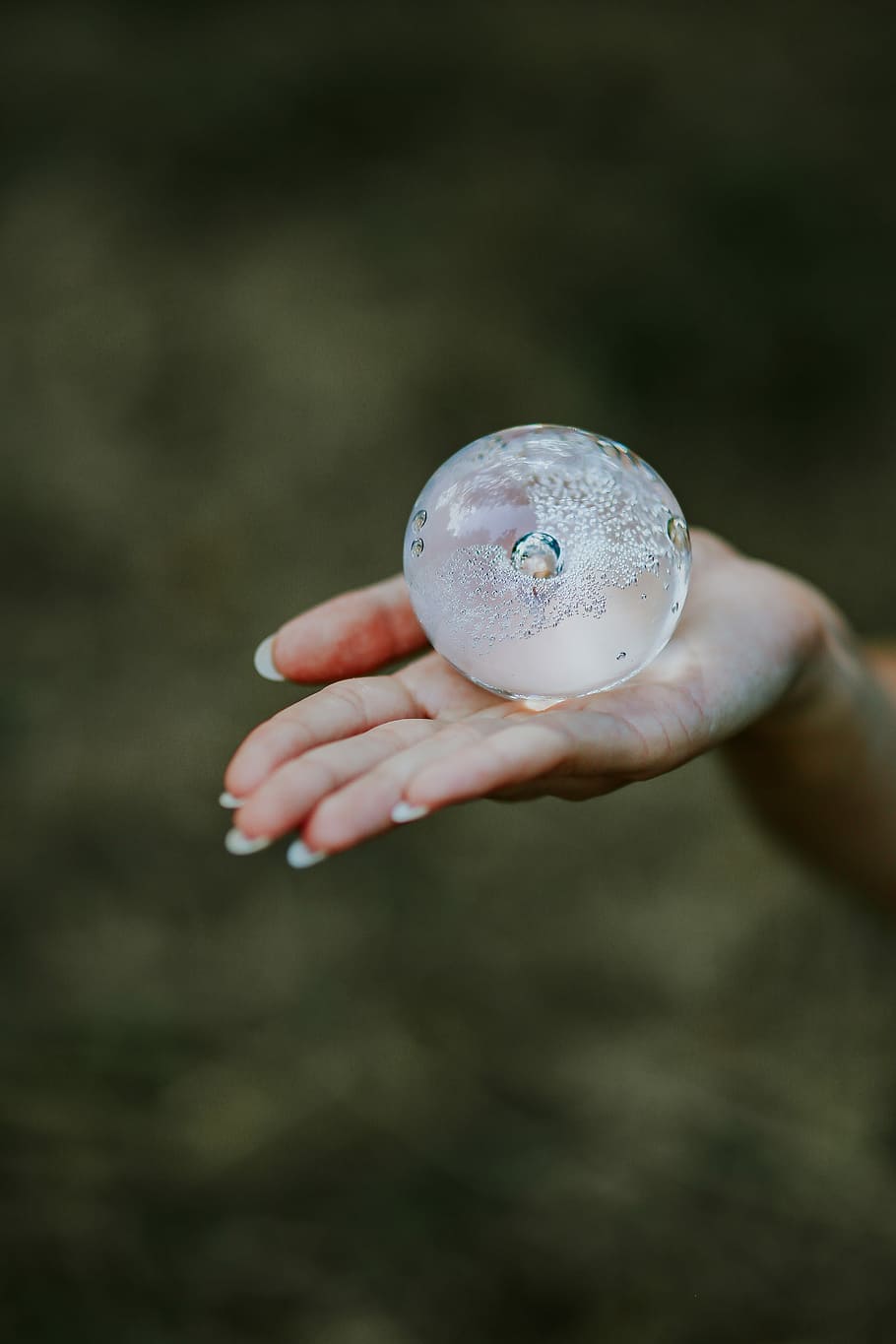 pequeno, bola de cristal, Mulher, pequeno cristal, fêmea, mãos, construção de vidro, feminino, natureza, humano Mão