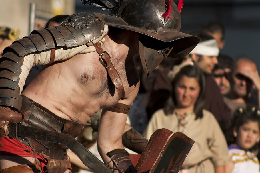 homem vestindo armadura, gladiador, desempenho de rua, arde lucus, lugo, luta, peito, alma cubrae, homens, pessoas