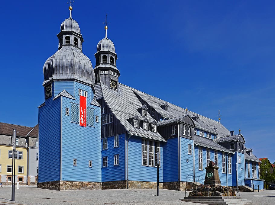 La iglesia de madera más grande de Alemania, Clausthal-Zellerfeld, iglesia de mercado, construcción de madera, torre doble, resina, Oberharz, Baja Sajonia, Lutheran evangélico, Stadtmitte