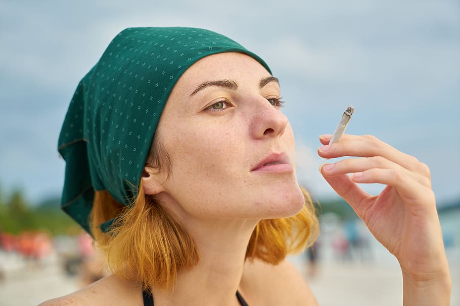 woman, cigarette, beautiful, beach, harmful, coastline, dependent, dependency, young, human