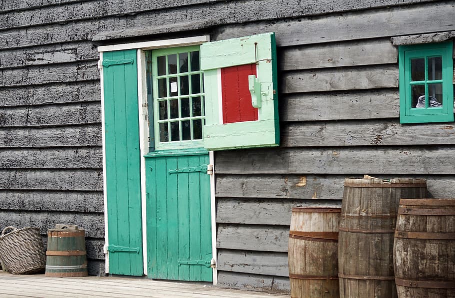 brown, wooden, house, green, Memory, Windmill, Door, Scale, Color, barrels