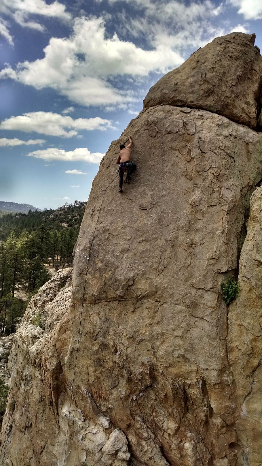 Difficult climbing на андроид. Камень в воздухе. Фото на скале. Объект скала. Воздушный камень.