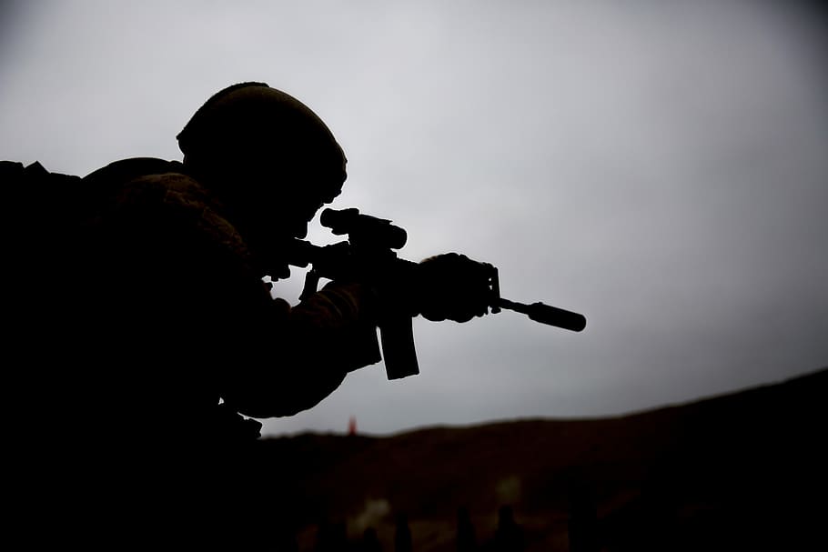 memegang, senapan serbu, Prajurit, Menembak, Pelatihan, Latihan, tembakan langsung, peluru, tentara, tentara amerika serikat