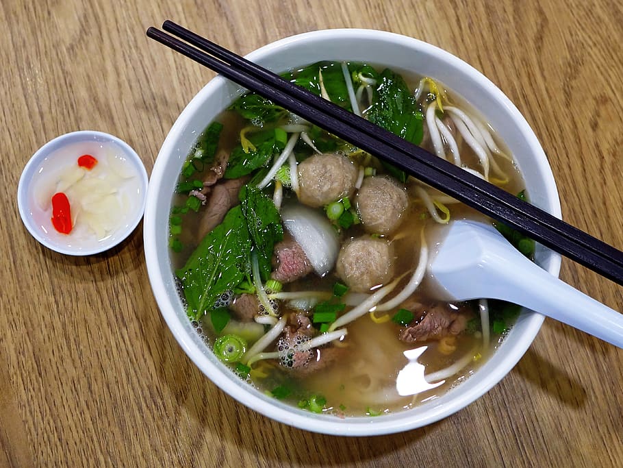 plato de sop, blanco, cerámica, tazón, vietnam, fideos de arroz, carne de res, bola de carne, asiático, vegetales