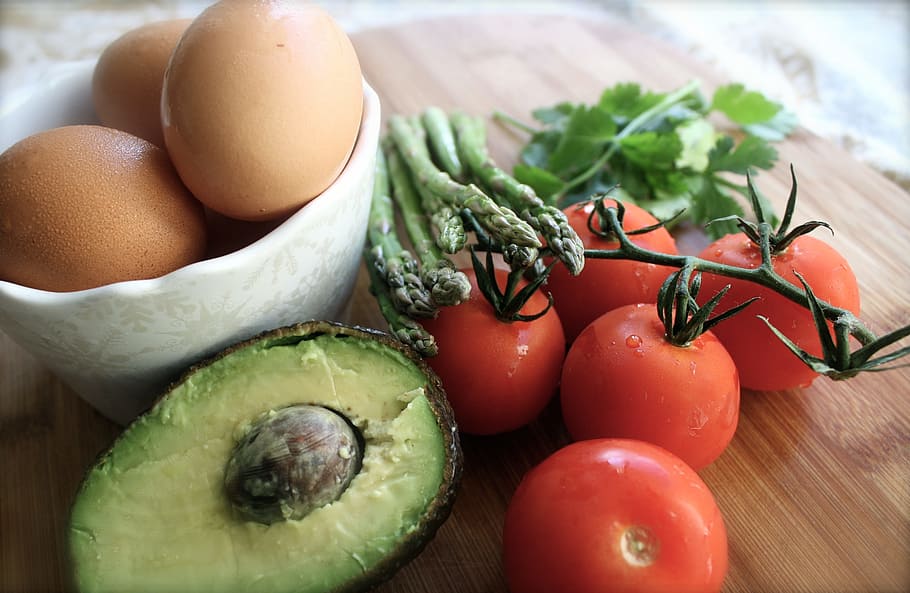 fresh, eggs, tomatoes, avocado, tomato, lunch, appetizer, breakfast, asparagus, food