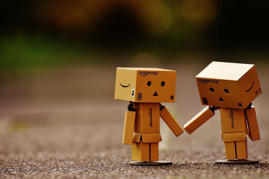 two, danbo, holding, hands, figure, together, hand in hand, love, togetherness, for two