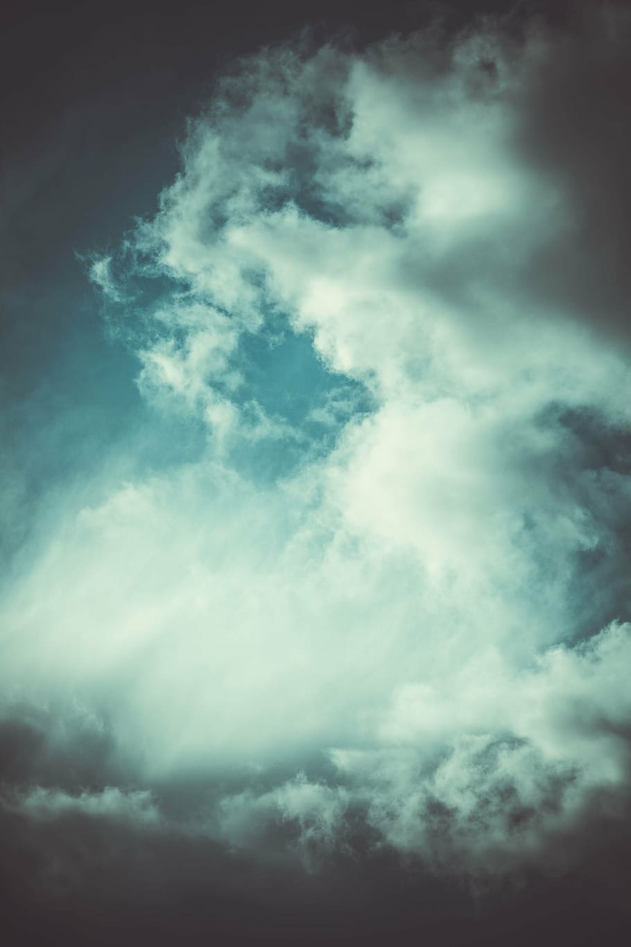 white, clouds, sky, texture, wind, storm, weather, fog, forward, dramatic