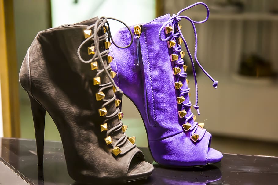 two, unpaired, purple, brown, suede peep-toe stiletto booties, high heels, shoes, high heeled shoes, paragraph, fashionable