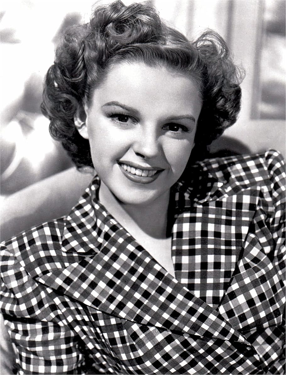 judy garland, actress, vintage, movies, motion pictures, monochrome, black and white, pictures, cinema, hollywood