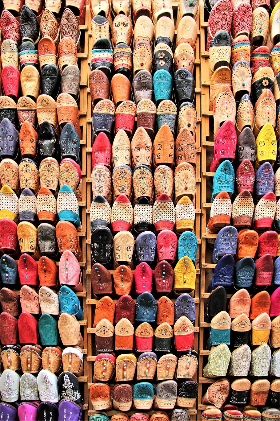 shoes, sales stand, tradition, craft, handmade, colorful, color, morocco, art, hand labor