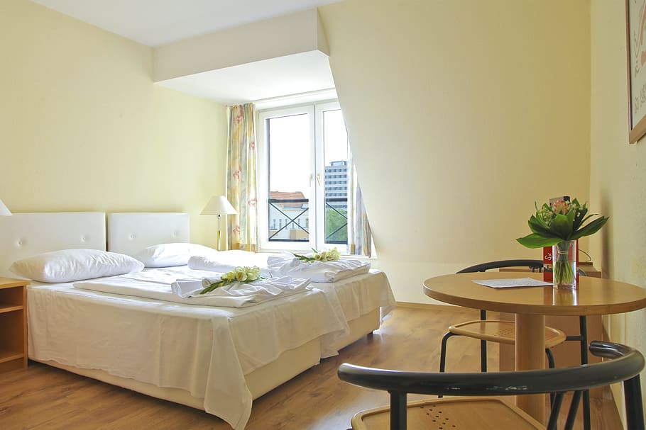 white, upholstered, bed, table, chairs, hotel, berlin, berlin center, capital, city