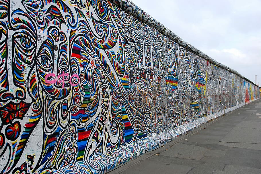 resumo, arte da parede grafite, muro de Berlim, grafite, pintura, multi colorido, padrão, céu, dia, ao ar livre