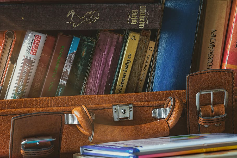 equipaje, libros, nostalgia, maleta de cuero, ocio, leer, relajarse, literatura, hobby, aprender