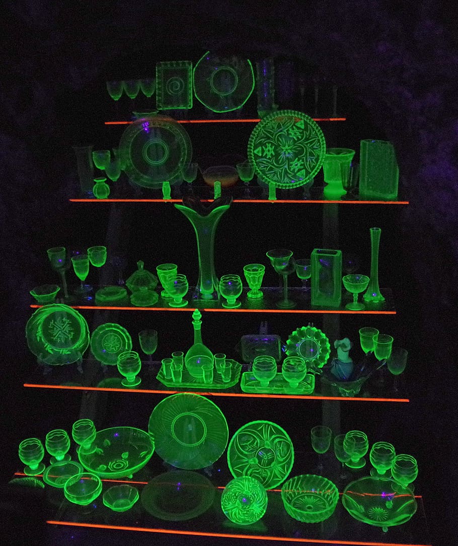 glass gallery, glow, green, poisonous, uranium, dangerous, shine, the darkness, ornaments, old