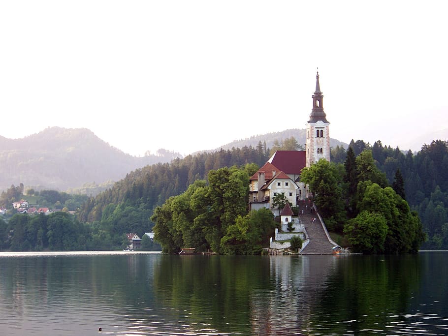 Lago Bled, Eslovenia, Karawanken, Jumbo, senderismo alpino, trekking, la región de gorenjska, mística, capilla, inquietante