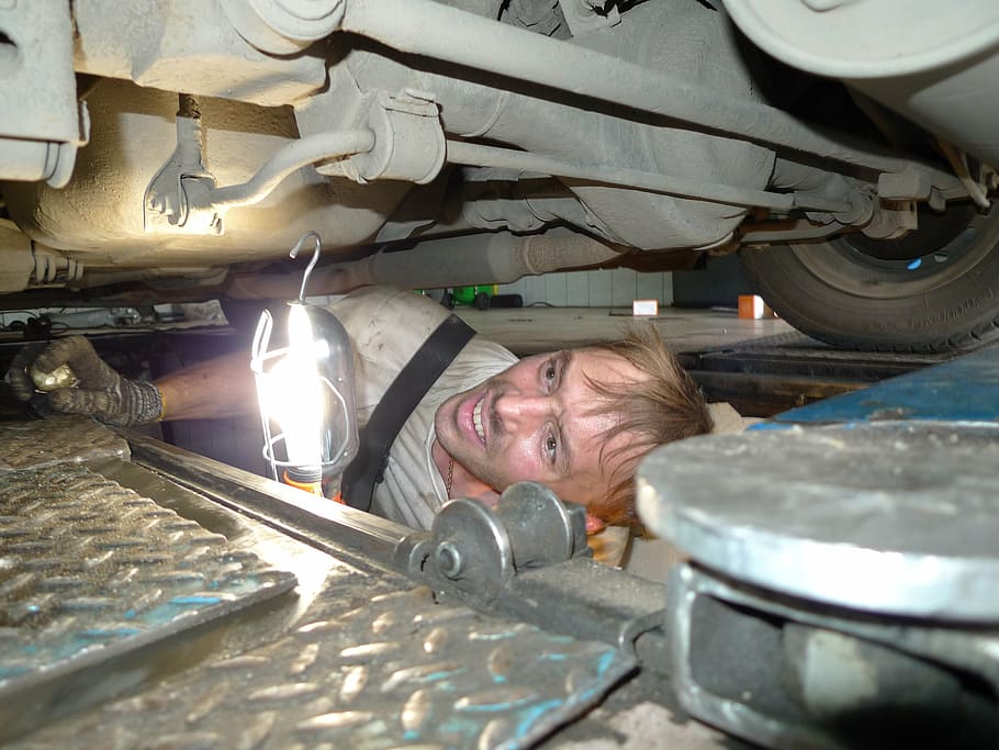 man, fixing, vehicle, gray, mechanic, car service, repair, indoors, occupation, one person
