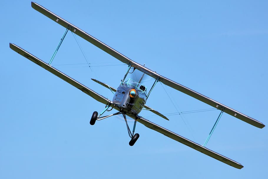 biplane flying, biplane, double-decker, propeller, airplane, aircraft, aviation, transport, wings, sky