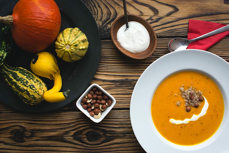 秋のカボチャのスープ, カボチャのスープ, 健康, カボチャ, スープ, トップビュー, 木, 食品, テーブル, 秋