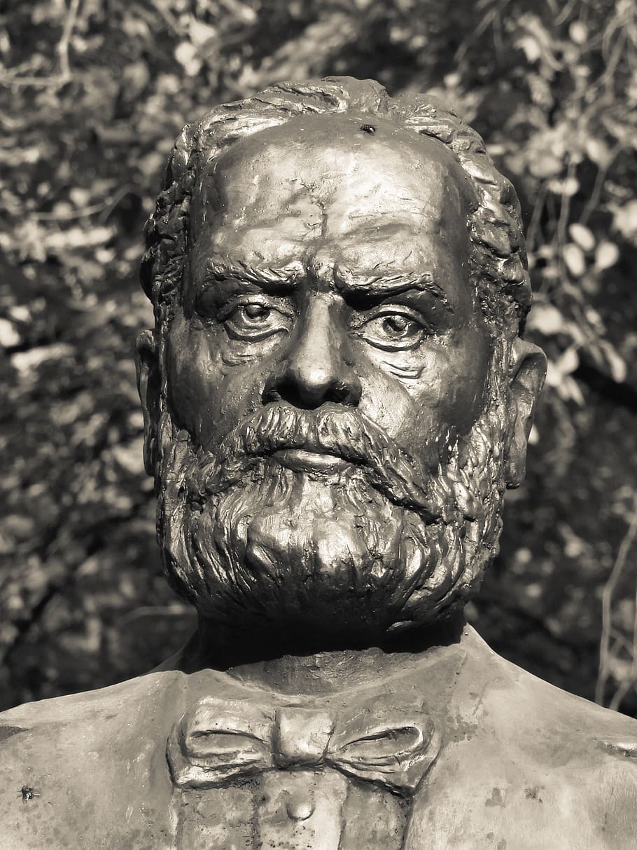 statue, august treboniu laurian, augustin trifan, philologist, historian, politician, leader, revolution, transylvania, romanian academy