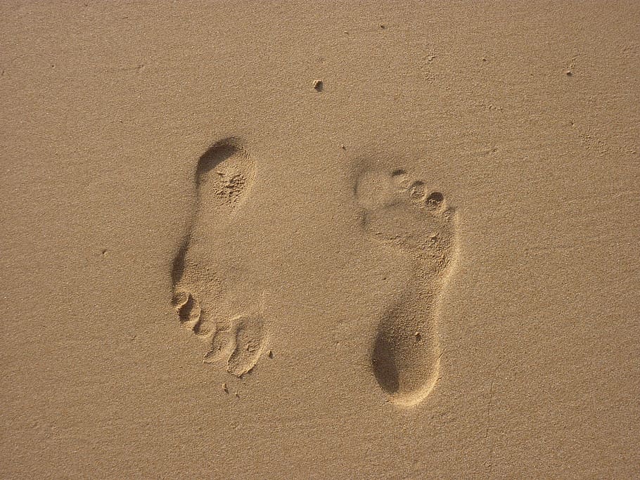 photo of footprints, tracks in the sand, feet, prints, sole, holidays, trace, away, sea, footprint