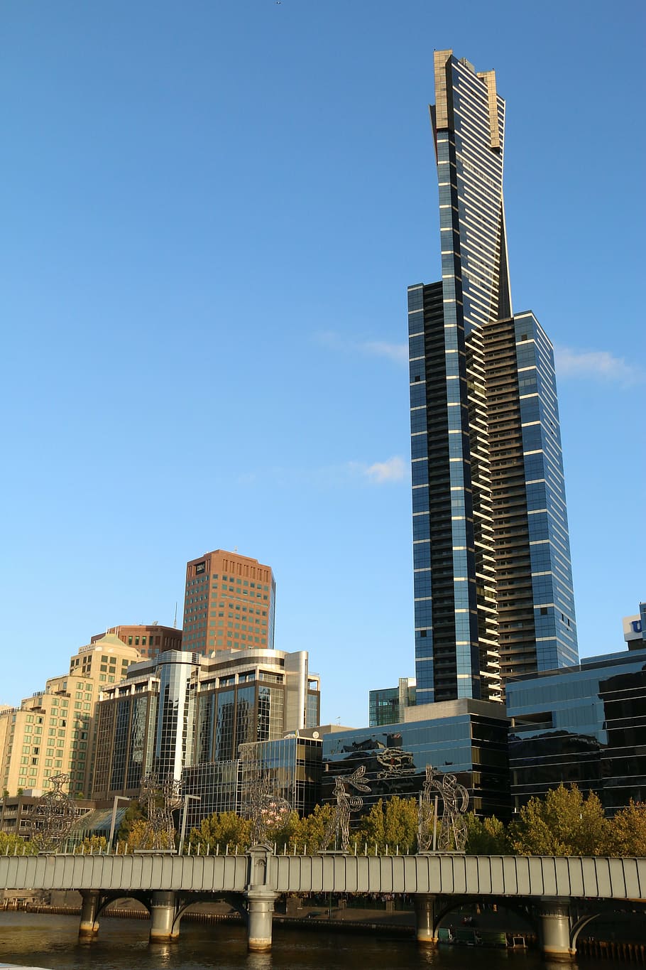 eureka skydeck 88 menara, melbourne, pencakar langit, kota, metropolis, apartemen, tengara, tengara australia, eksterior bangunan, struktur yang dibangun