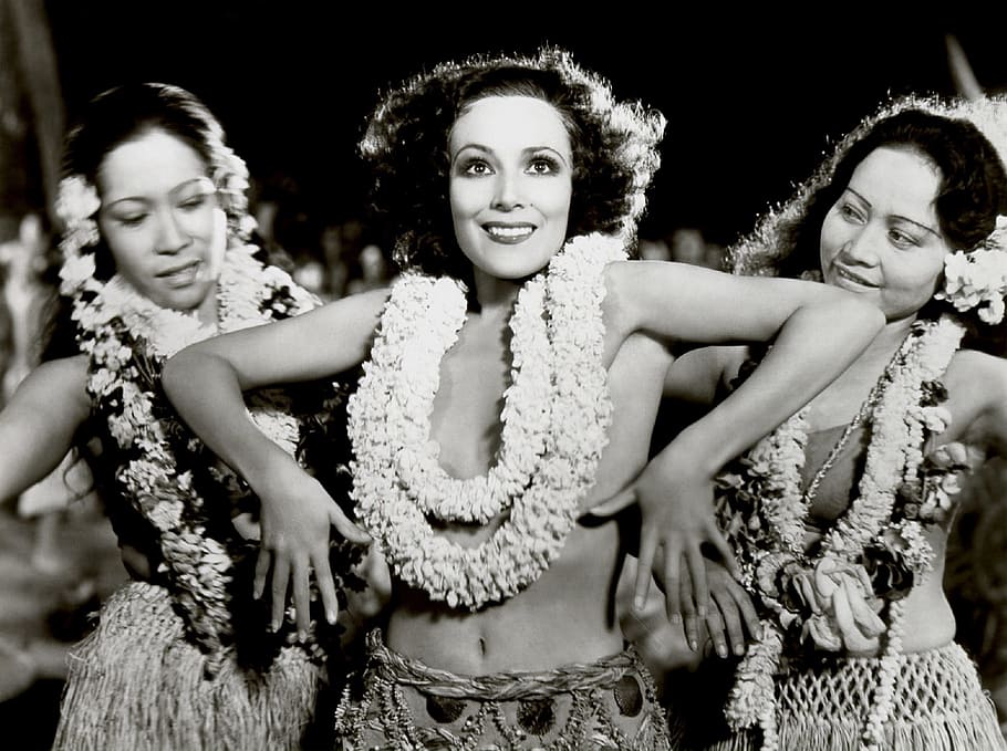 three women dancing, dolores del rio, actress, vintage, movies, motion pictures, monochrome, black and white, pictures, cinema