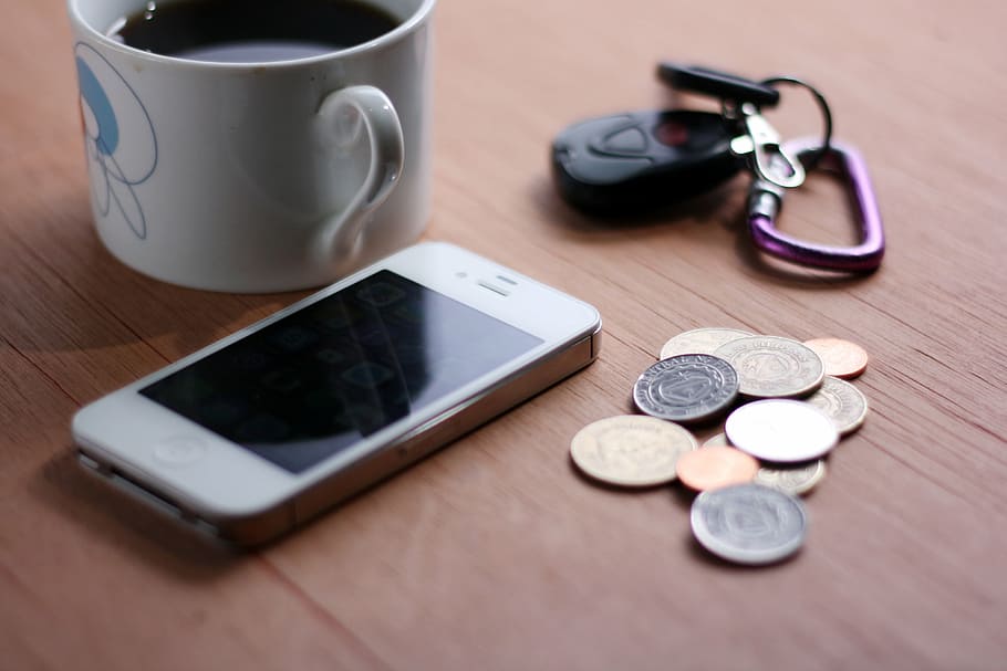 white, iphone 4, ceramic, mug, filled, black, liquid, iphone, coins, technology