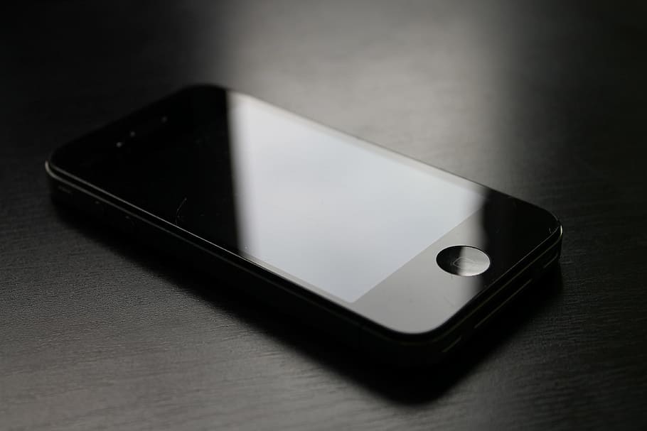 black iphone 4, iphone, smartphone, ponsel, layar, apel, teknologi nirkabel, teknologi, koneksi, ponsel pintar