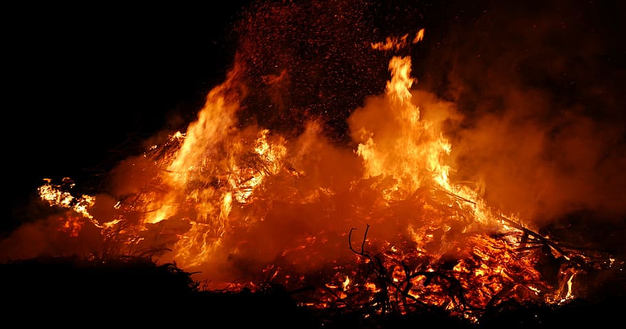 火の森の写真, 火, イースター火, イースター, 燃焼, 火-自然現象, 熱-温度, 炎, 動き, 夜