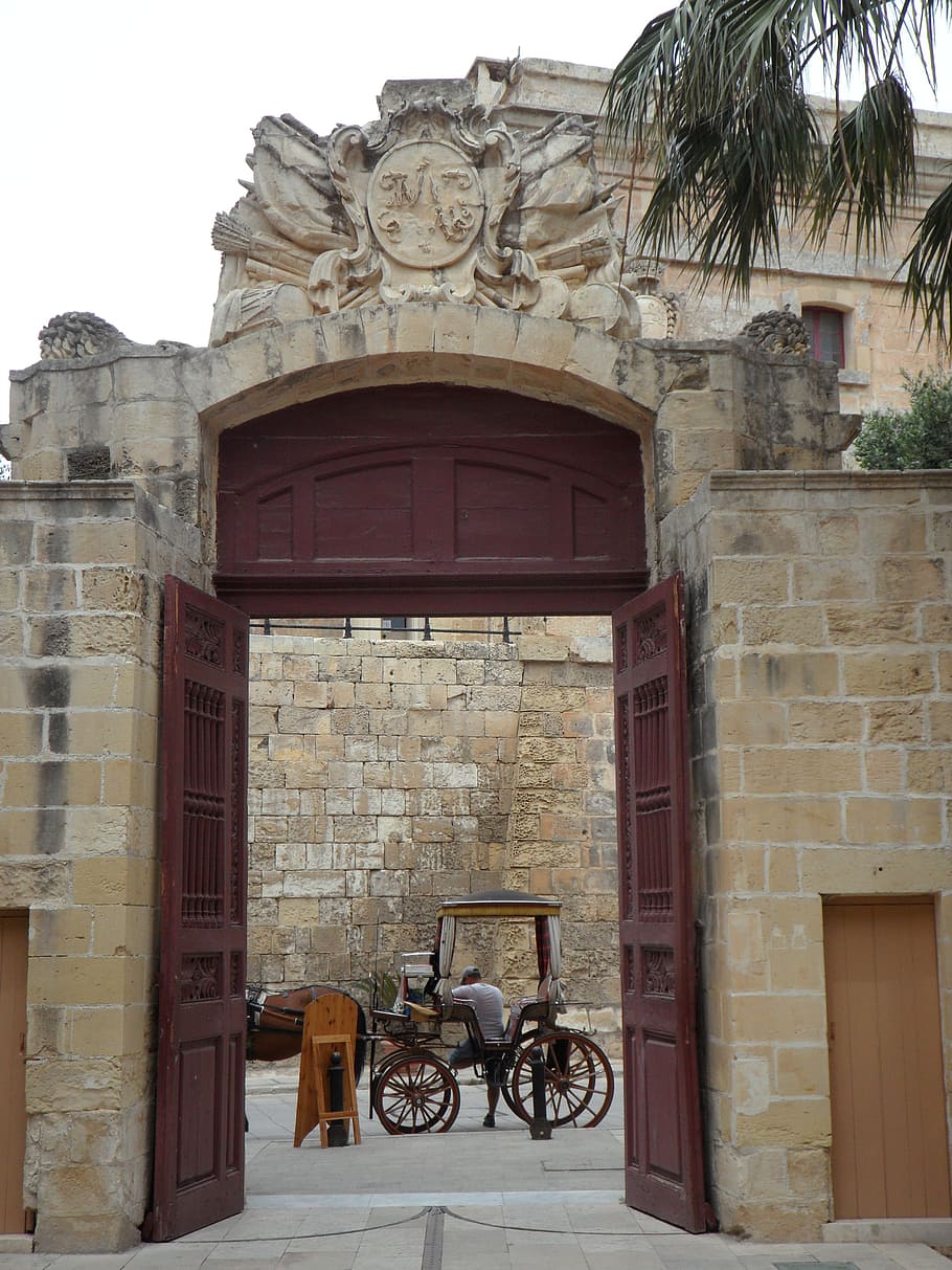goal, coach, horse drawn carriage, nostalgia, mdina, city palace, historically, malta, architecture, built structure