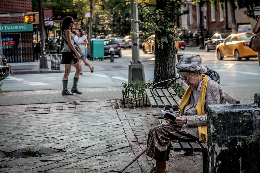 woman, sitting, bench, road, park bench, new york city, street photography, new york, nyc, urban
