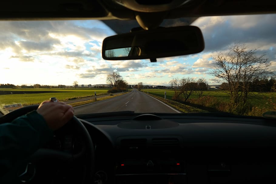 road, exit, drive, windshield, trip, tour, driver, rear mirror, landscape, hand